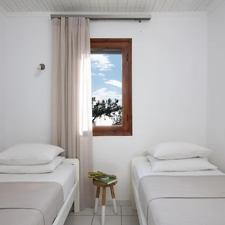 Acroterra - Easy Living Aparthotel