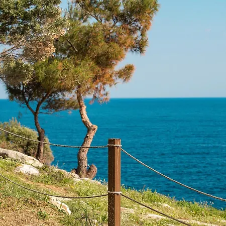 Acroterra - Easy Living Apartmanhotel