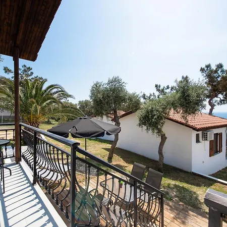 Acroterra - Easy Living Apartmanhotel