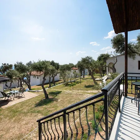 Acroterra - Easy Living Apartmanhotel Alikí