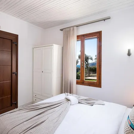 Acroterra - Easy Living Aliki (Thasos)