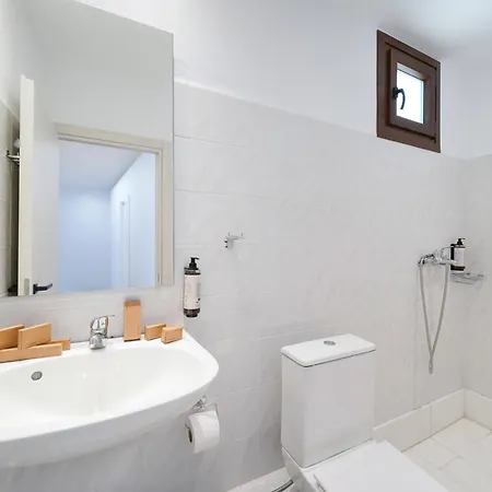 Acroterra - Easy Living Apartahotel *