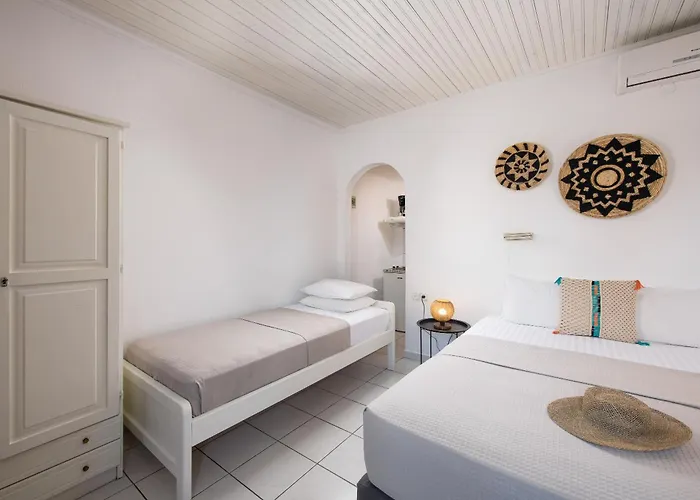 Acroterra - Easy Living