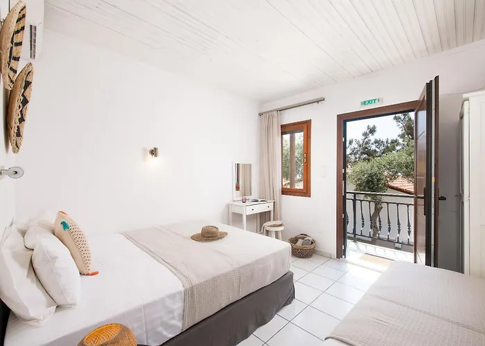 Acroterra - Easy Living Lejlighedshotel Alikí