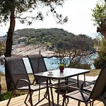 Acroterra - Easy Living 3*