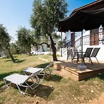 Ξενοδοχείο με διαμερίσματα Acroterra - Easy Living 3*