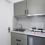 Acroterra - Easy Living 3*