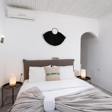 Acroterra - Easy Living Lägenhetshotell Alikí