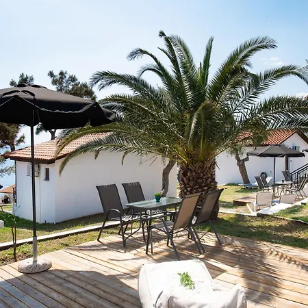 Acroterra - Easy Living 3*