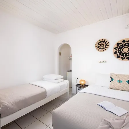 Acroterra - Easy Living Lägenhetshotell Alikí