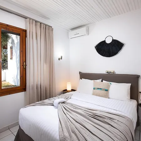 Lägenhetshotell Acroterra - Easy Living Alikí