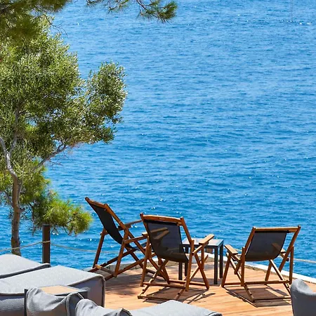 Acroterra - Easy Living 3*