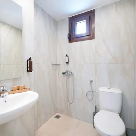 Acroterra - Easy Living Aparthotel