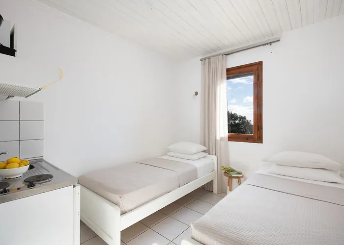 Acroterra - Easy Living Αλυκή