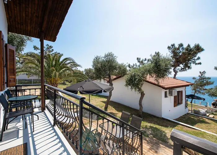 Acroterra - Easy Living Aparthotel