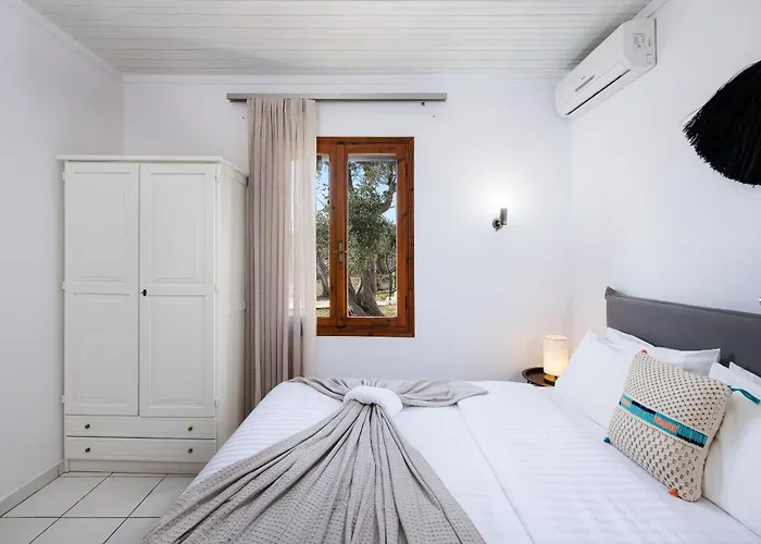 Acroterra - Easy Living Aparthotel